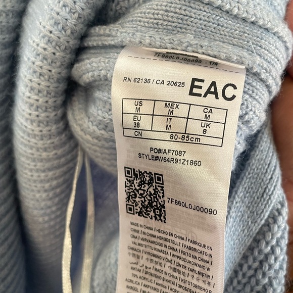 Women’s GUESS light blue knit sleeveless tunic, size M preloved - Picture 4 of 5